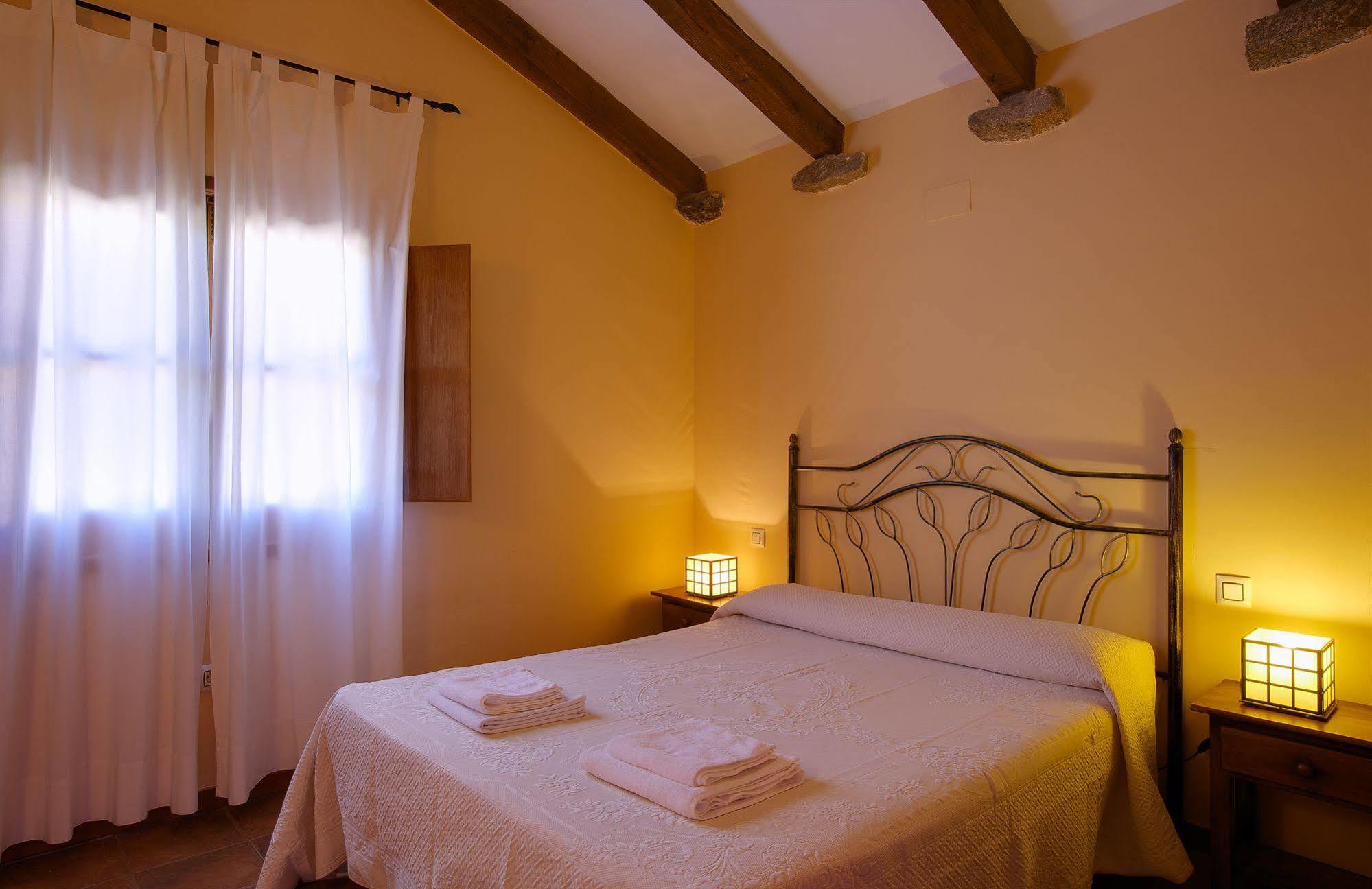 Aroma De Primavera En Casas Rurales Acebuche Casas del Monte Extérieur photo